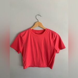 Lululemon Nulu Cropped Tshirt